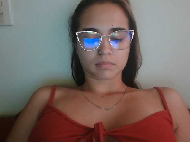 trianabell live cam on BongaCams