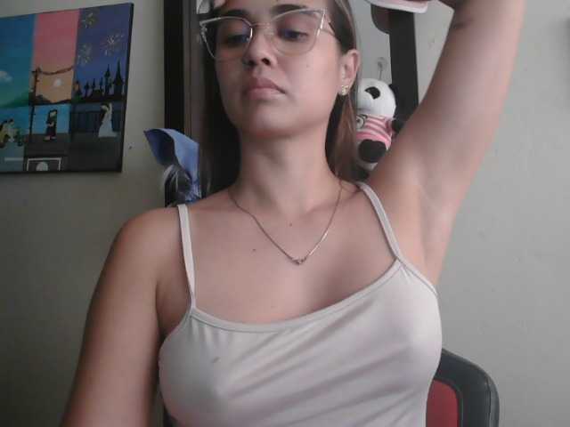 trianabell live cam on BongaCams