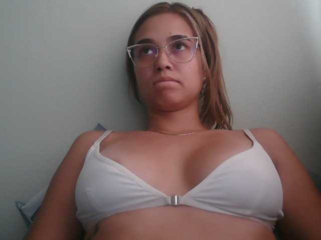 trianabell live cam on BongaCams