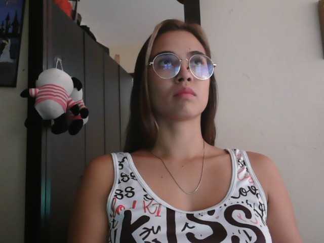 trianabell live cam on BongaCams