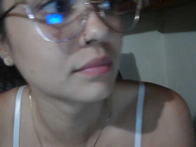 trianabell live cam on BongaCams