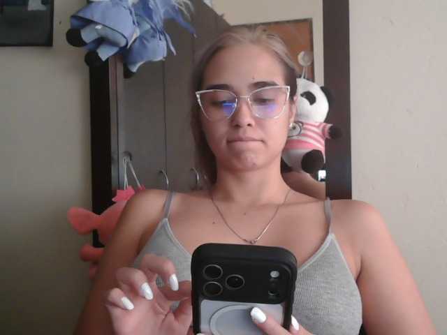 trianabell live cam on BongaCams