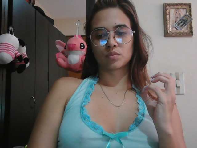 trianabell live cam on BongaCams