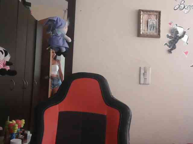 Modelo: trianabell