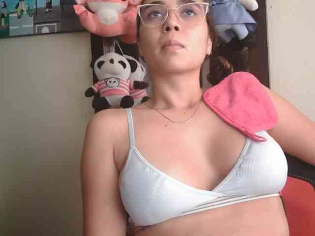 trianabell Sex Cam Show