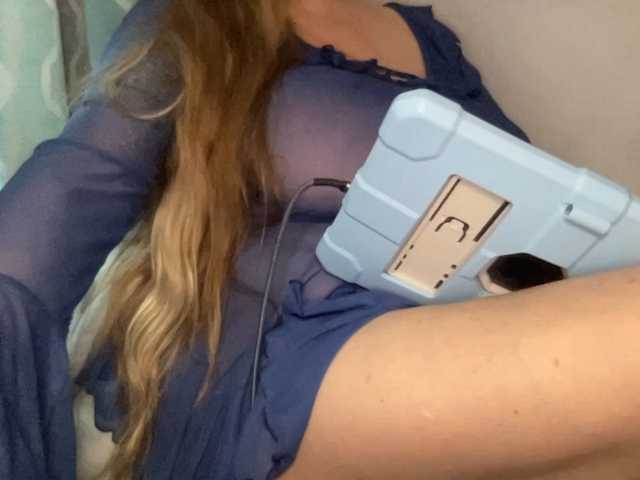 TexasMommy, en directo ahora en BongaCams