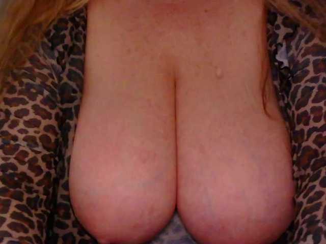 TexasMommy live cam on BongaCams