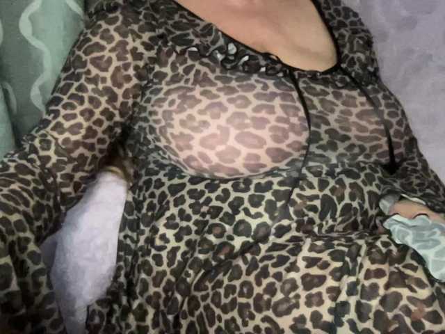 TexasMommy live cam preview