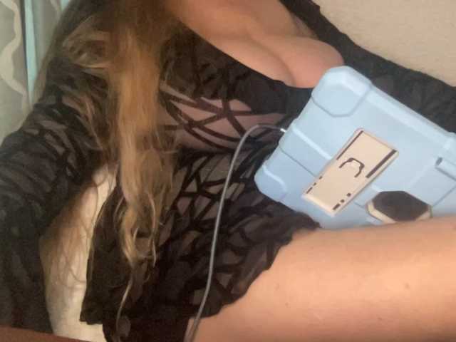TexasMommy live cam on BongaCams