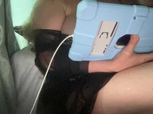 TexasMommy live webcam show