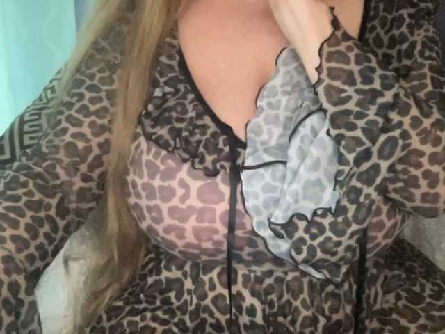 TexasMommy live cam preview