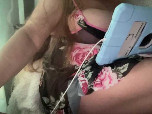 TexasMommy live cam on BongaCams
