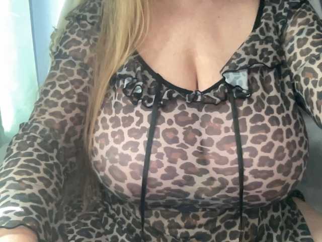 TexasMommy live cam preview