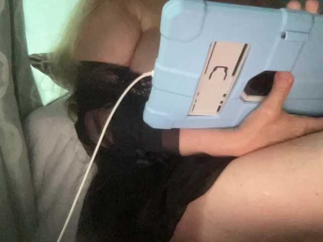 TexasMommy live webcam show