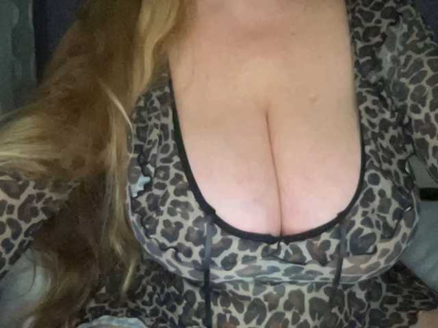 TexasMommy live cam on BongaCams