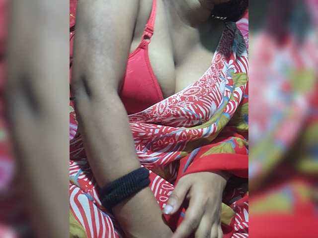 priyakhalifa20 live cam on BongaCams