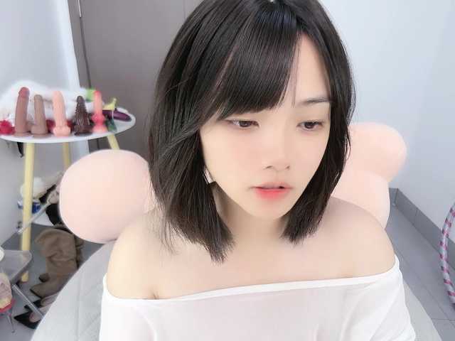 Miqibaob live cam on BongaCams