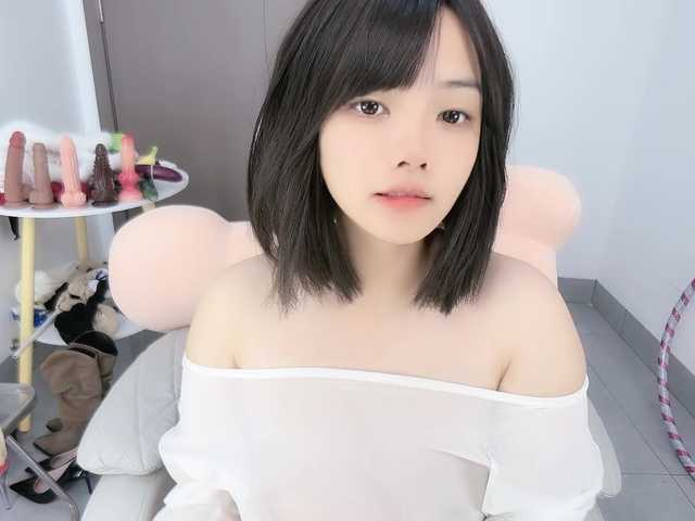 Miqibaob live cam on BongaCams