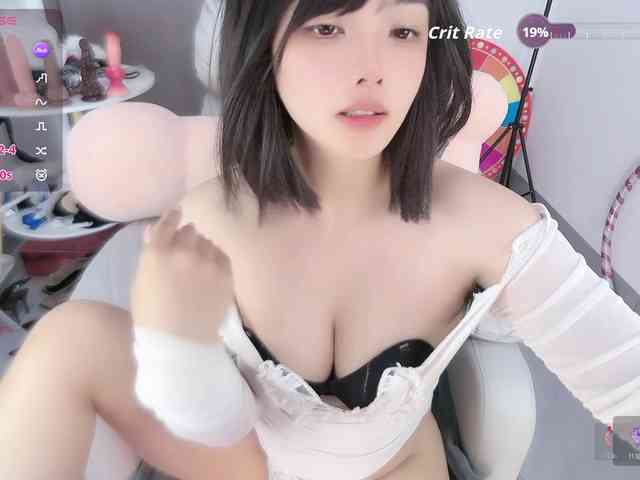 Miqibaob Live Webcam on BongaCams