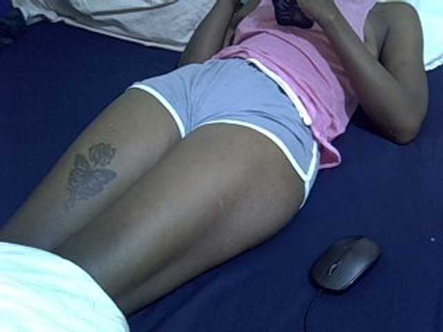 Smallgirl21 live cam on BongaCams