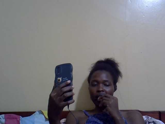 Smallgirl21 live cam on BongaCams