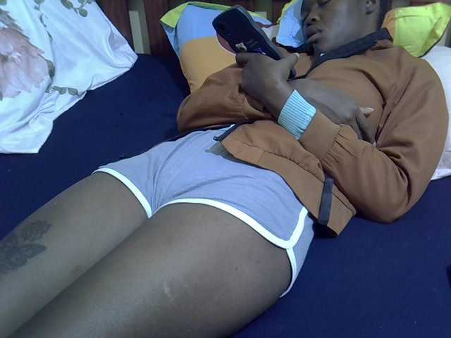 Smallgirl21 live cam on BongaCams