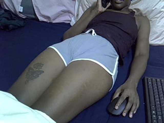 Smallgirl21 live cam on BongaCams