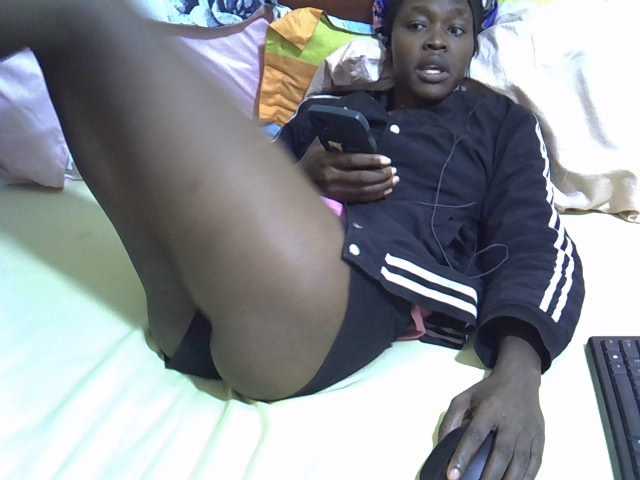 Smallgirl21 live cam on BongaCams