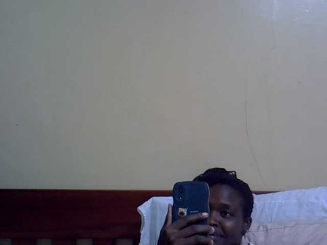 Smallgirl21 live cam on BongaCams