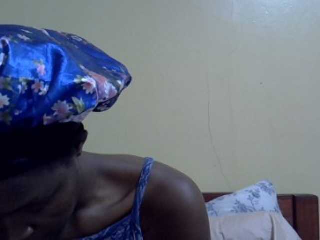 Smallgirl21 live webcam show