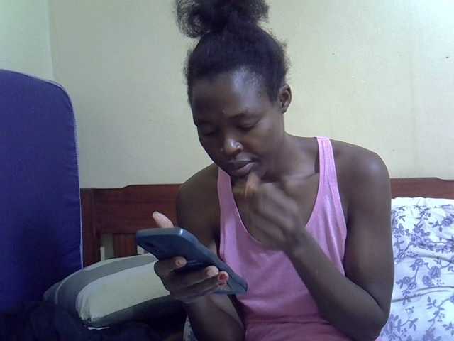 Smallgirl21's BongaCams show and profile