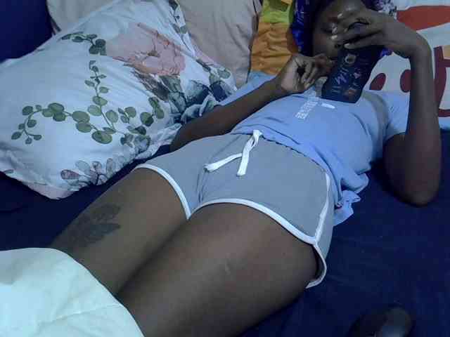 Smallgirl21 webcam