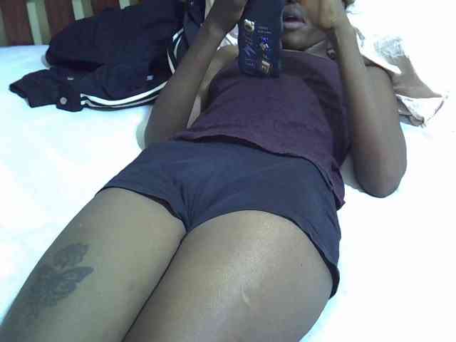 Smallgirl21 webcam