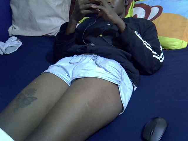 Smallgirl21 webcam
