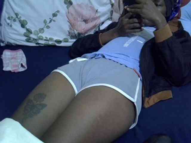 Smallgirl21 webcam