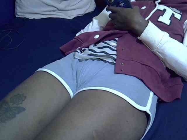 Smallgirl21 webcam