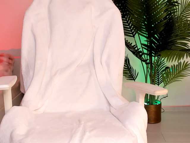 AnyssyaHot live cam on BongaCams