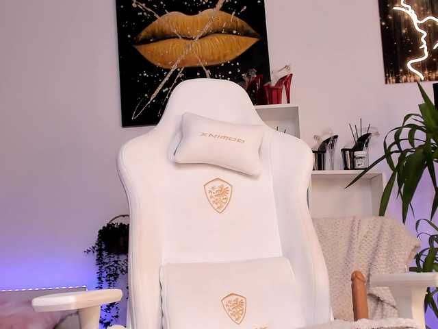 AnyssyaHot live cam on BongaCams