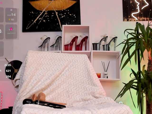 AnyssyaHot live cam on BongaCams