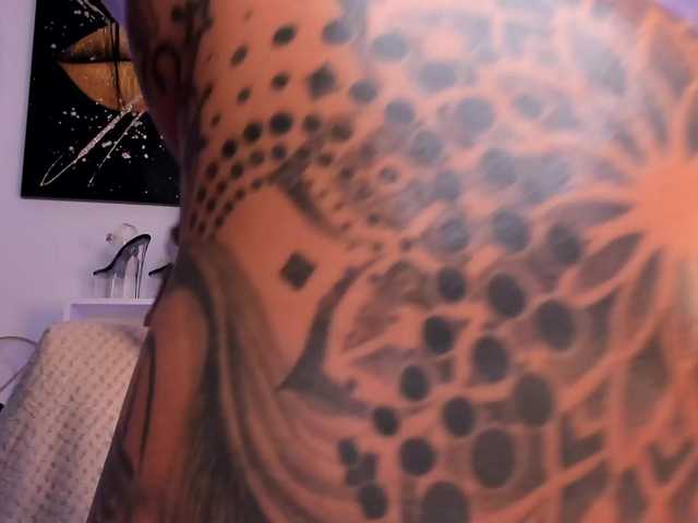 AnyssyaHot live webcam show