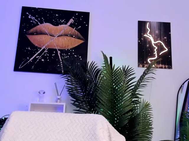 AnyssyaHot live cam on BongaCams