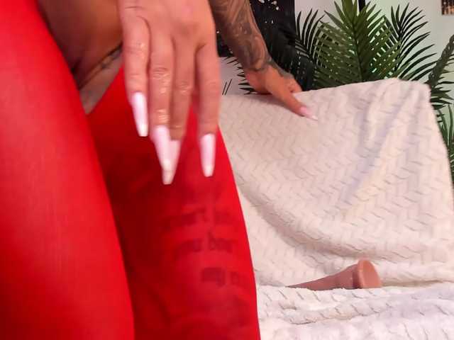 AnyssyaHot