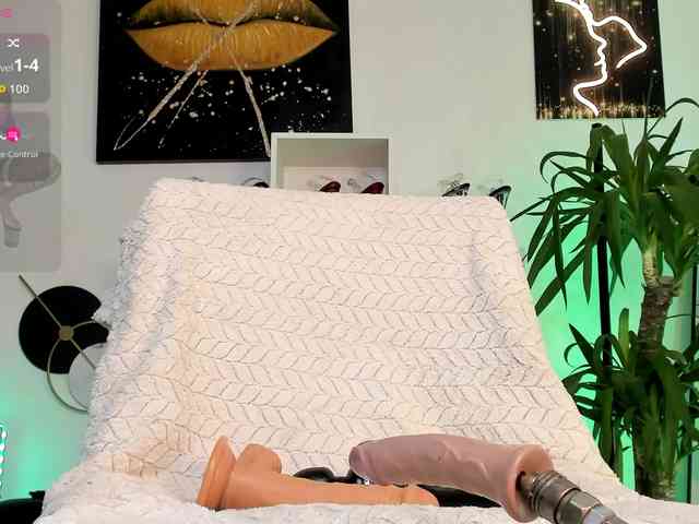 AnyssyaHot webcam