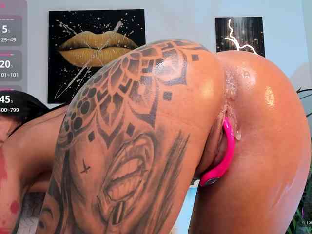 AnyssyaHot