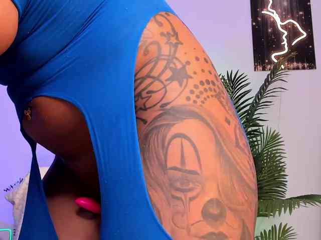 AnyssyaHot