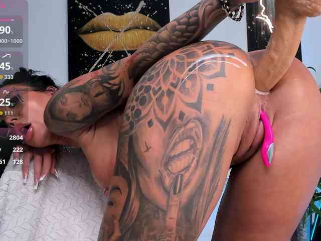 AnyssyaHot