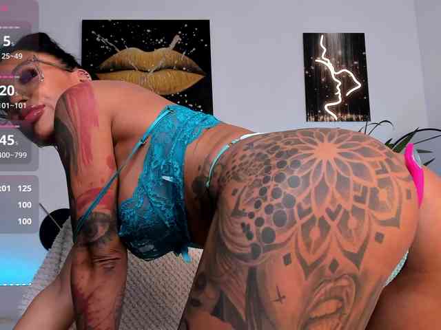 AnyssyaHot webcam