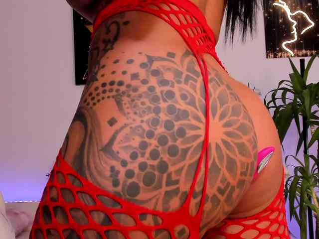 AnyssyaHot webcam