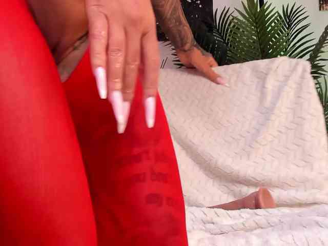 AnyssyaHot