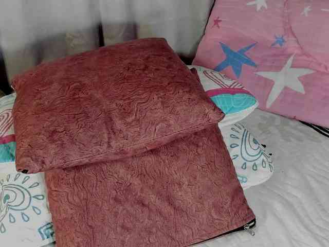 SophieW1 webcam